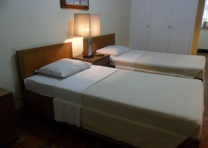 Amorsolo Mansion Hotel